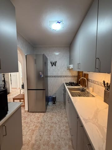2 soverom Hus til salgs i Villamartin, Orihuela med svømmebasseng garasje - € 225 000 (Ref: 10160407)