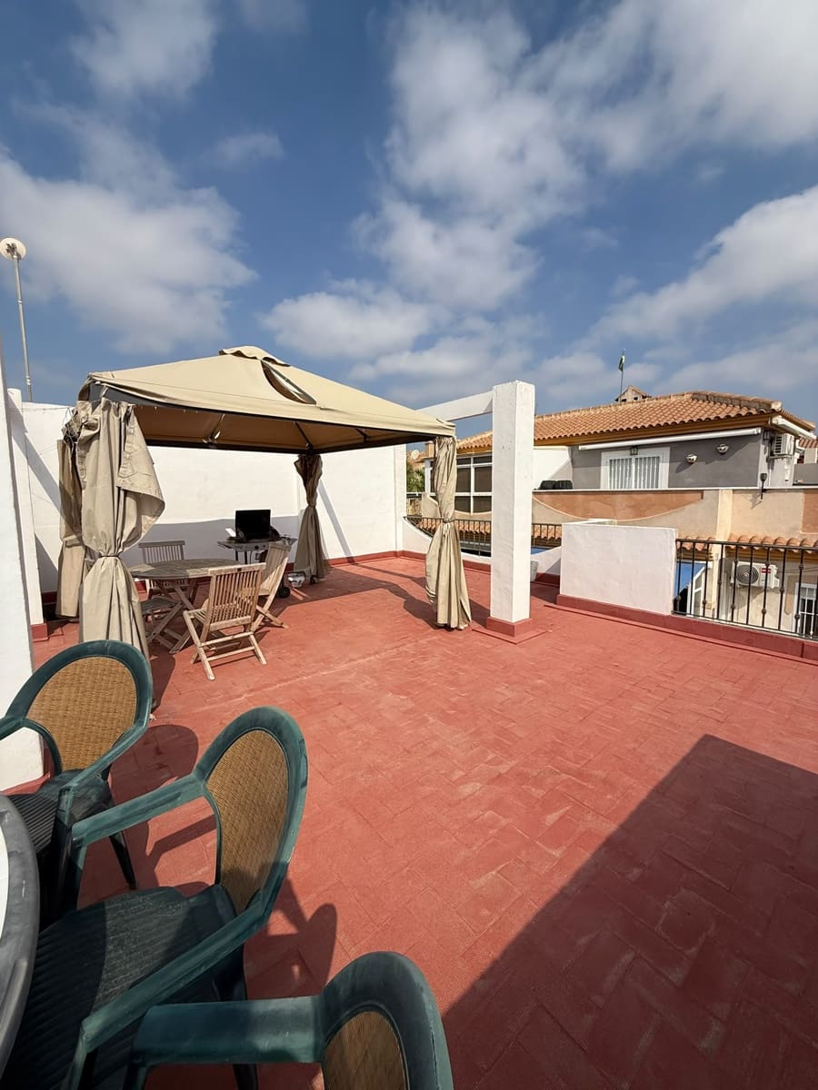 2 bedroom Townhouse for sale in Villamartin with pool garage - € 225,000 (Ref: 10160407)