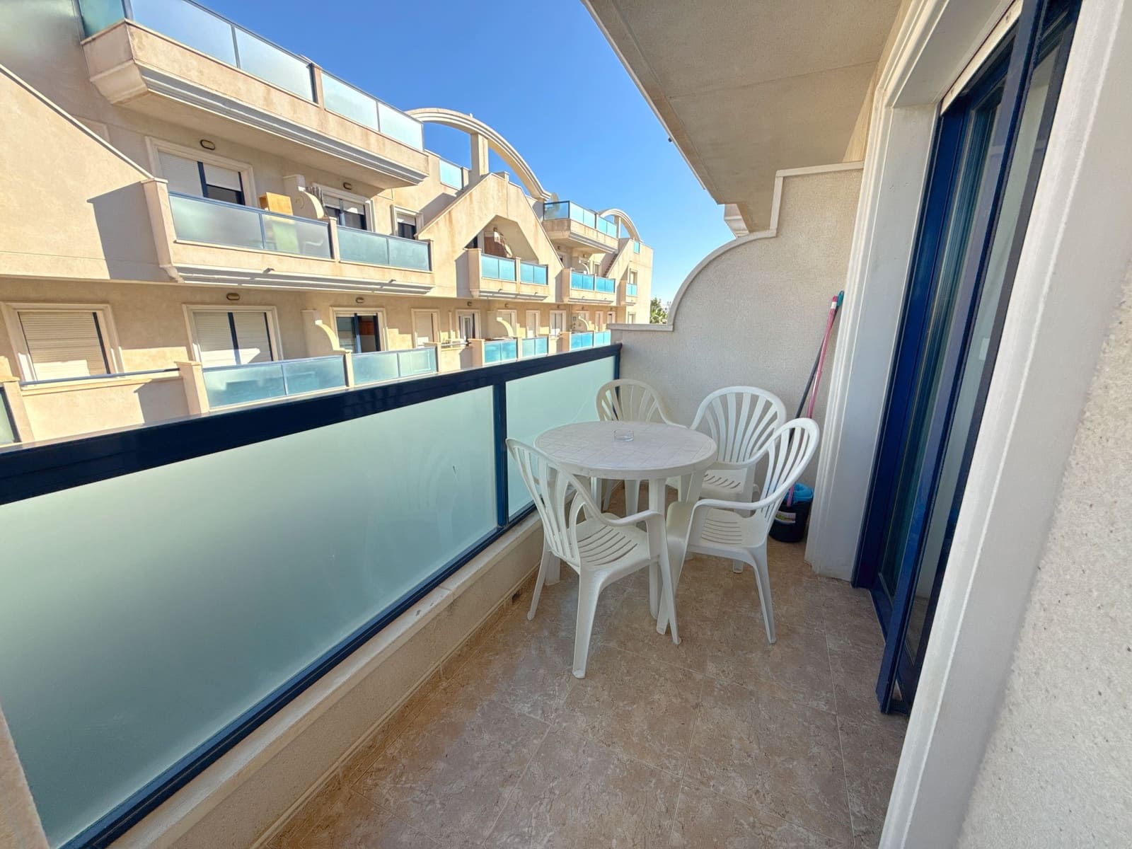 2 soverom Leilighet til salgs i Cabo Roig med svømmebasseng garasje - € 174 950 (Ref: 10160411)