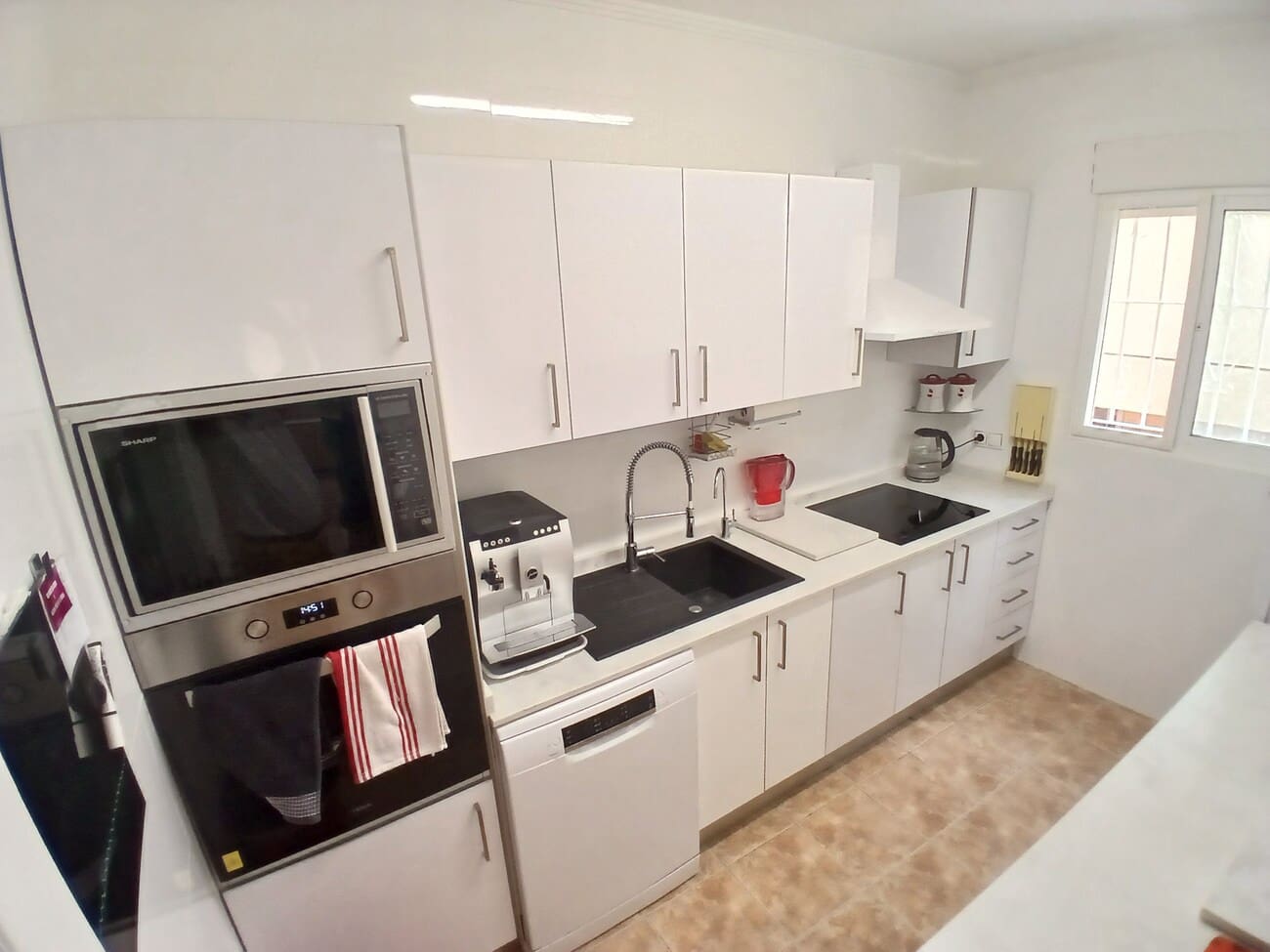 3 bedroom Villa for sale in Villamartin with pool garage - € 299,950 (Ref: 10160420)