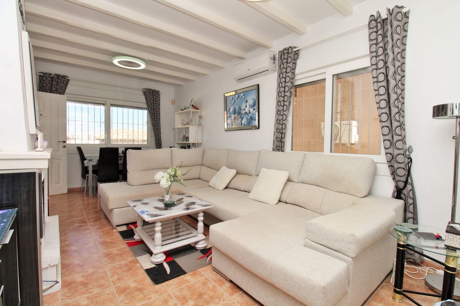 3 bedroom Villa for sale in Villamartin with garage - € 299,950 (Ref: 10160421)