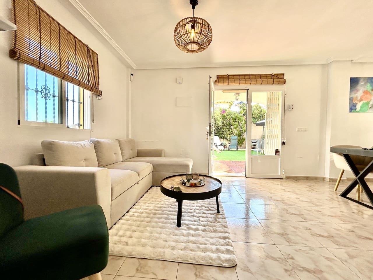4 bedroom Villa for sale in Villamartin - € 429,900 (Ref: 10163562)