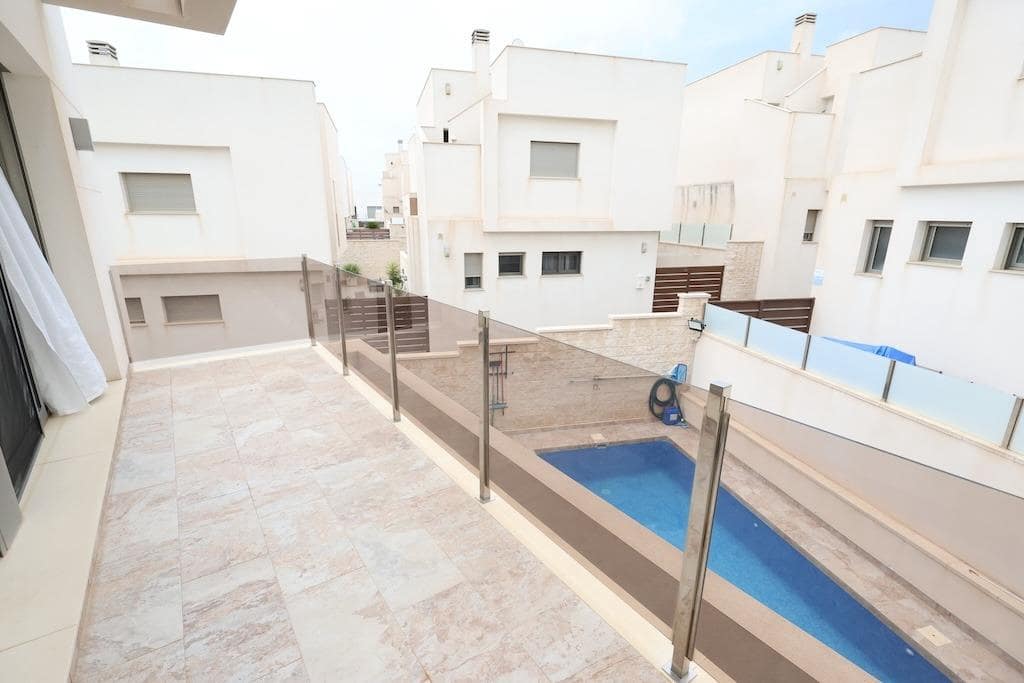 3 camera da letto Villa in vendita in Villamartin con piscina - 450.000 € (Rif: 10163564)
