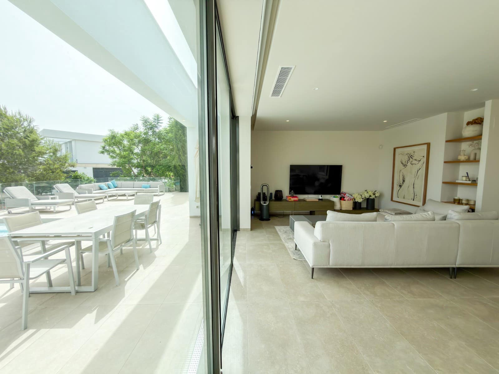 Chalet de 3 habitaciones en Las Colinas Golf en venta con piscina garaje - 995.000 € (Ref: 10181006)