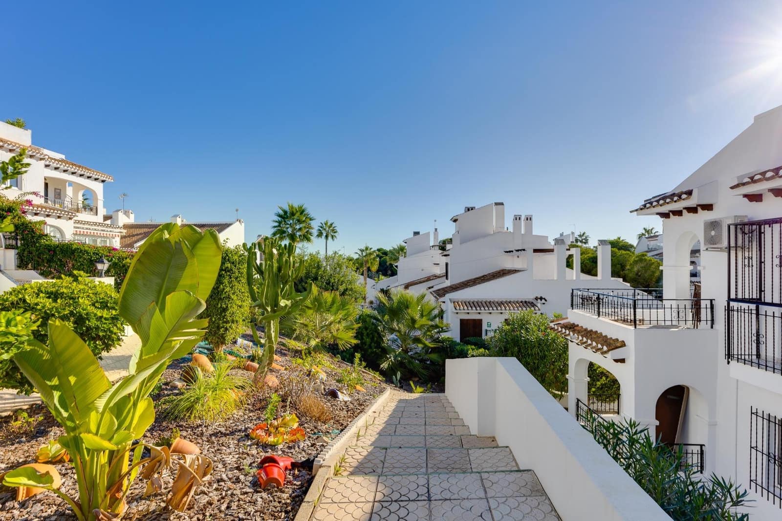 2 slaapkamer Appartement te koop in Villamartin met zwembad - € 195.000 (Ref: 10181009)