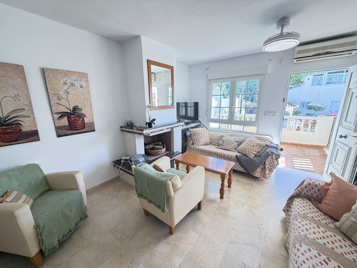 3 bedroom Townhouse for sale in Las Ramblas Golf with pool garage - € 269,995 (Ref: 10181011)