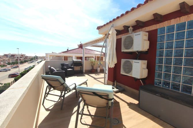 2 chambre Appartement à vendre à Playa Flamenca avec piscine - 265 000 € (Ref: 10181013)