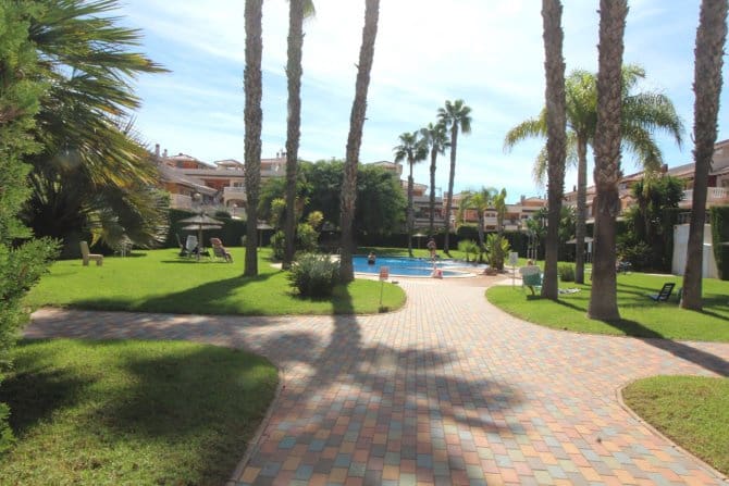 2 chambre Appartement à vendre à Playa Flamenca avec piscine - 265 000 € (Ref: 10181013)