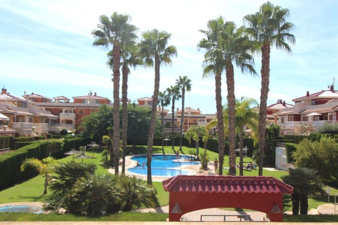 2 chambre Appartement à vendre à Playa Flamenca avec piscine - 265 000 € (Ref: 10181013)
