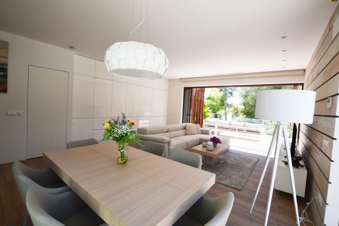 4 bedroom Villa for sale in San Miguel de Salinas with pool - € 630,000 (Ref: 8279534)