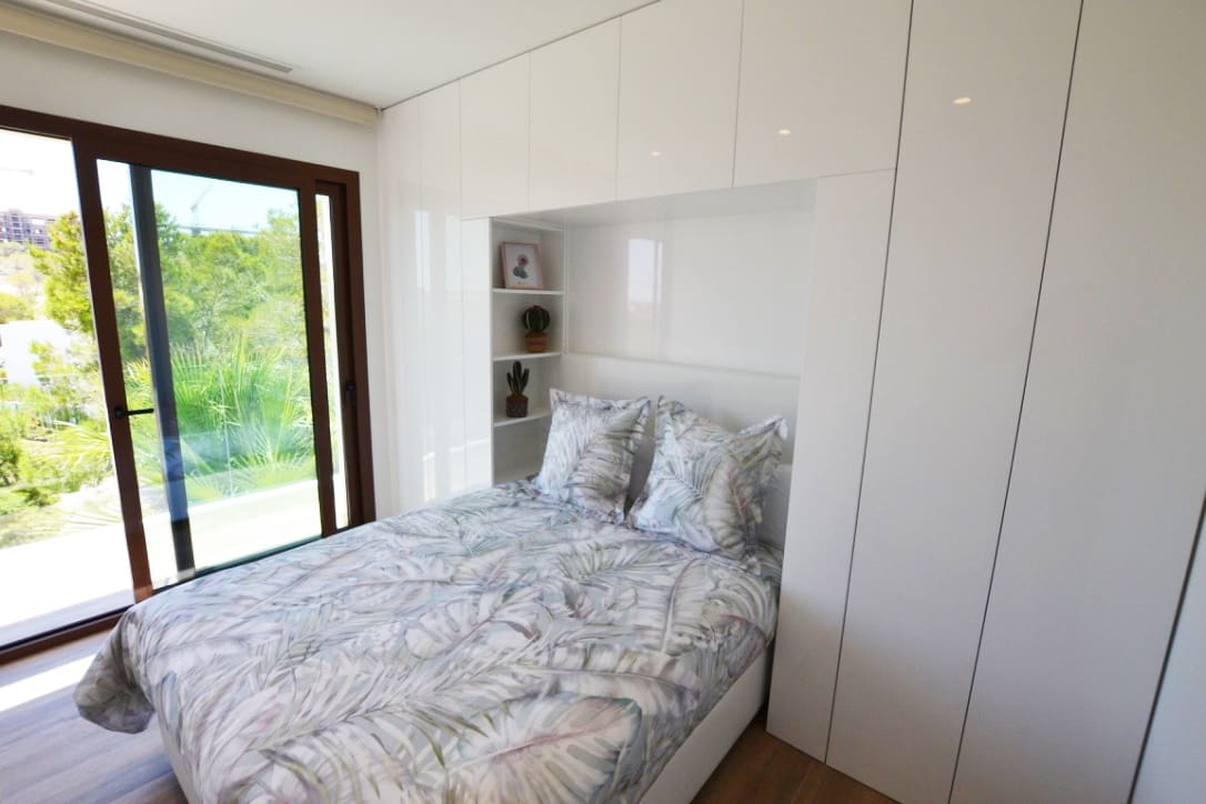 4 bedroom Villa for sale in San Miguel de Salinas with pool - € 630,000 (Ref: 8279534)