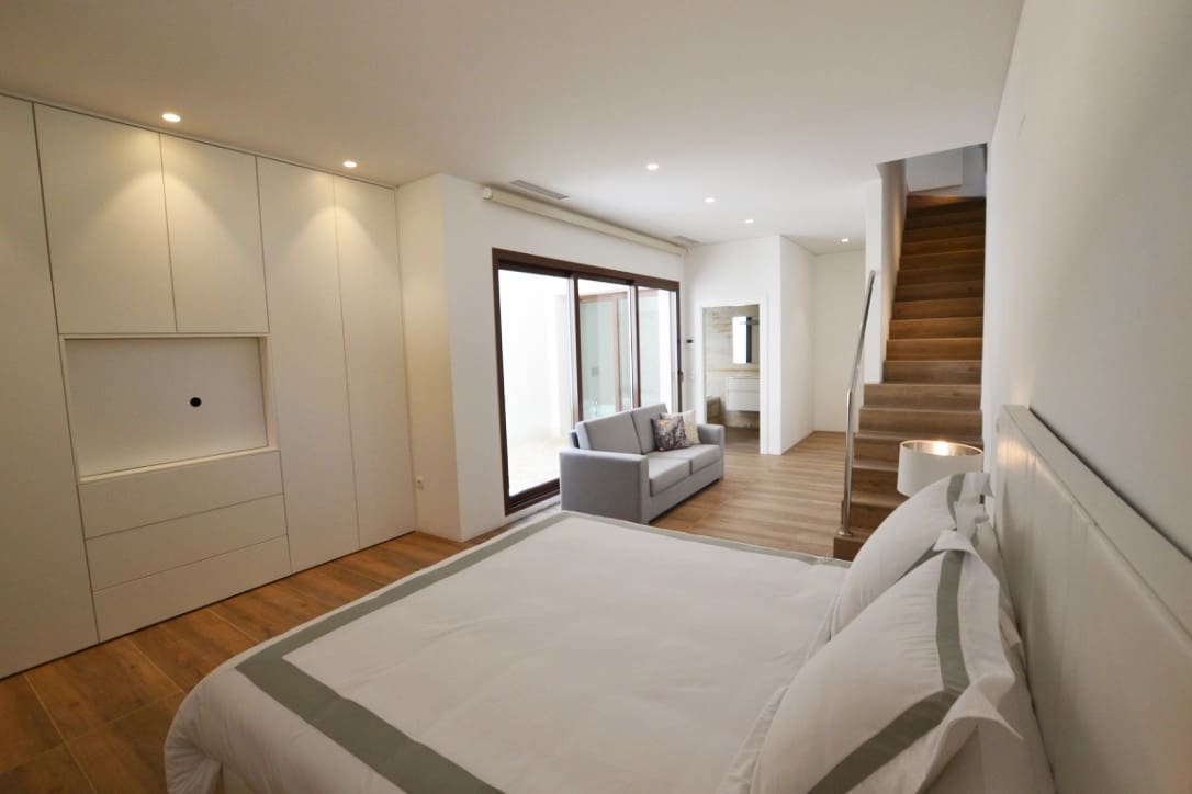 4 bedroom Villa for sale in San Miguel de Salinas with pool - € 630,000 (Ref: 8279534)