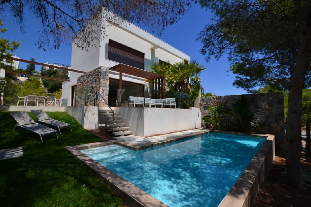 4 bedroom Villa for sale in San Miguel de Salinas with pool - € 630,000 (Ref: 8279534)
