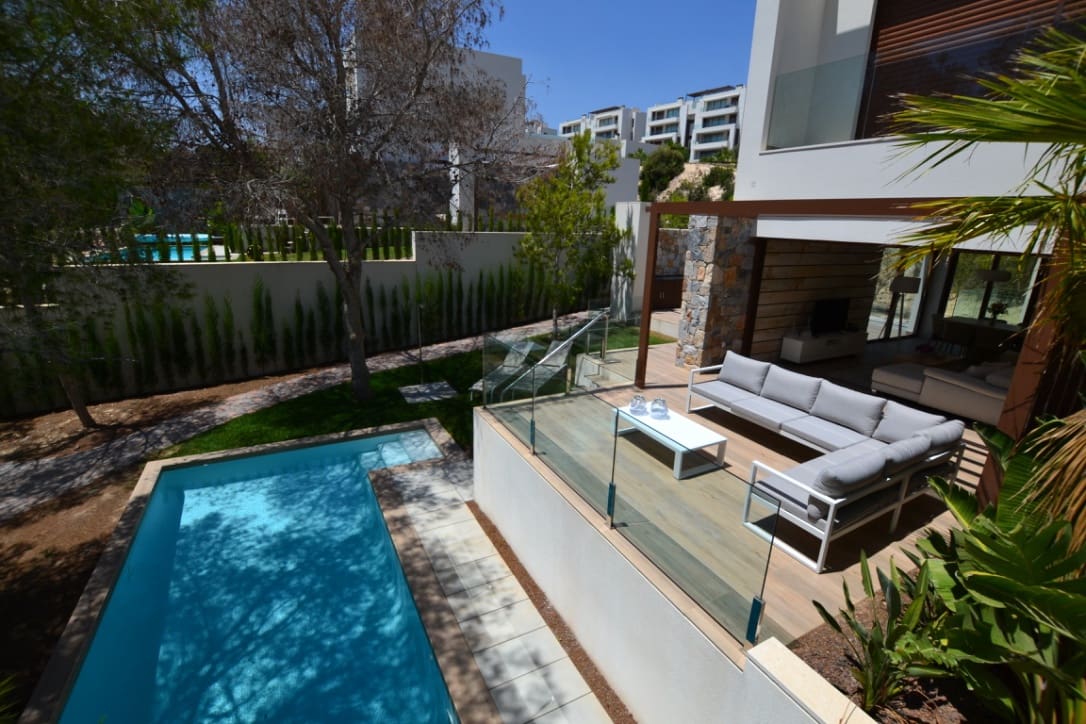 4 bedroom Villa for sale in San Miguel de Salinas with pool - € 630,000 (Ref: 8279534)