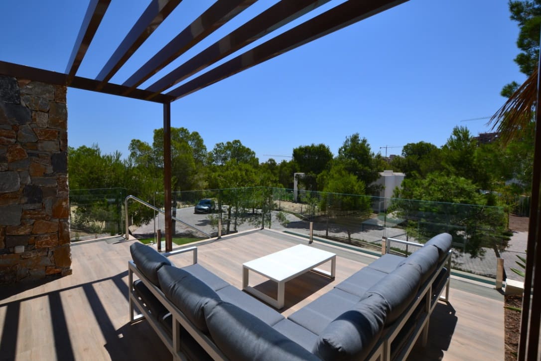 4 bedroom Villa for sale in San Miguel de Salinas with pool - € 630,000 (Ref: 8279534)