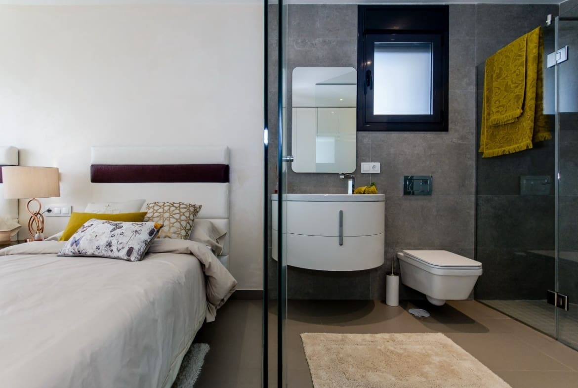 3 bedroom Villa for sale in Cabo Roig with pool - € 1,050,000 (Ref: 8279546)