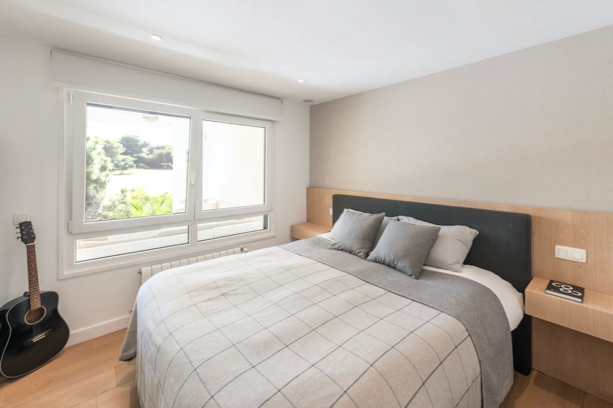 2 bedroom Apartment for sale in Campoamor with pool - € 355,000 (Ref: 8279625)