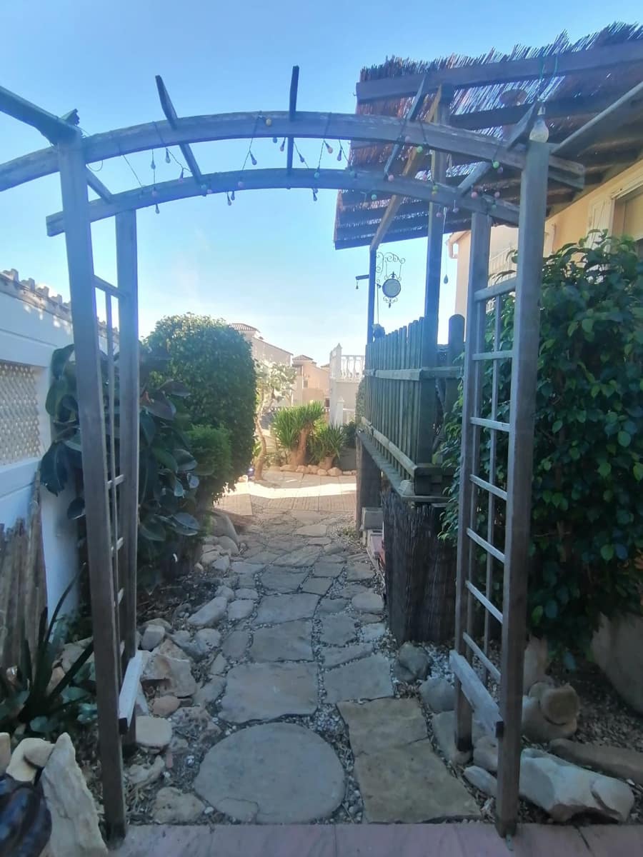 3 bedroom Villa for sale in San Miguel de Salinas with pool - € 260,000 (Ref: 8279676)