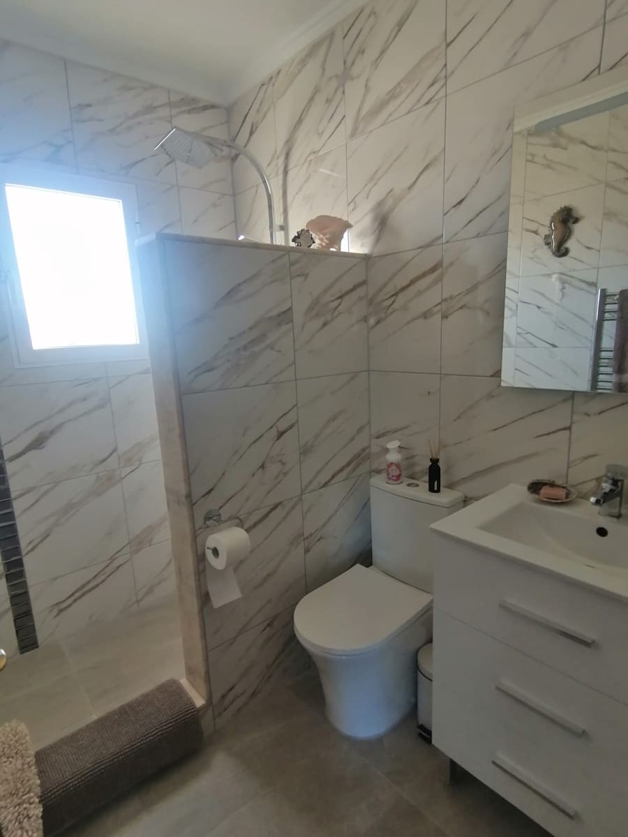 3 quarto Moradia para venda em San Miguel de Salinas com piscina garagem - 260 000 € (Ref: 8279676)