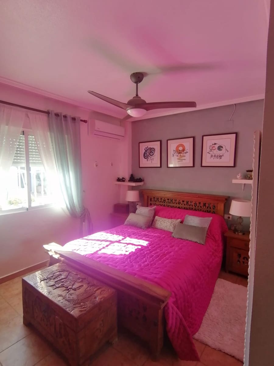 3 quarto Moradia para venda em San Miguel de Salinas com piscina garagem - 260 000 € (Ref: 8279676)