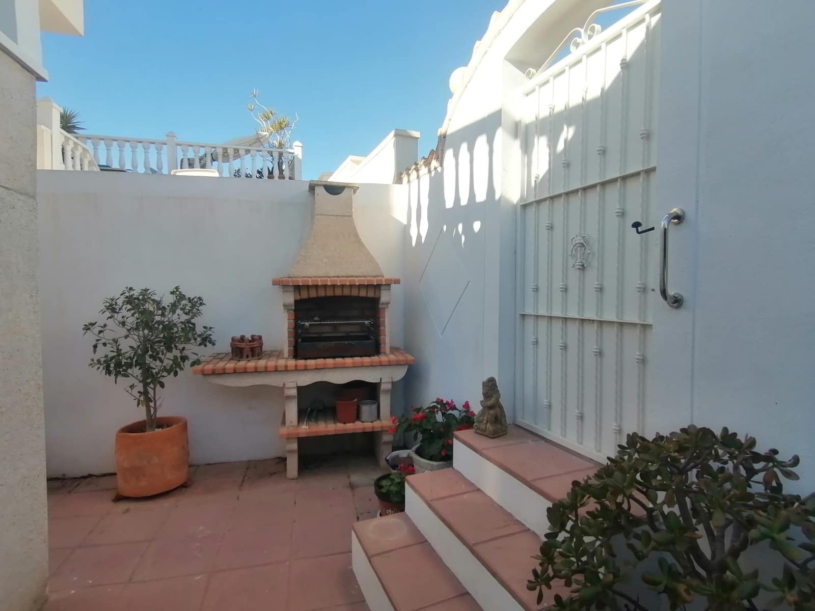 3 quarto Moradia para venda em San Miguel de Salinas com piscina garagem - 260 000 € (Ref: 8279676)