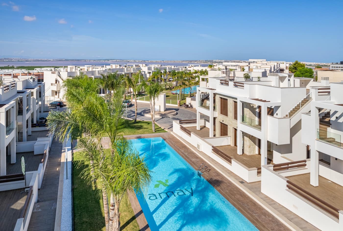 2 soveværelse Lejlighed til salg i Torrevieja med swimmingpool garage - € 305.000 (Ref: 8345865)