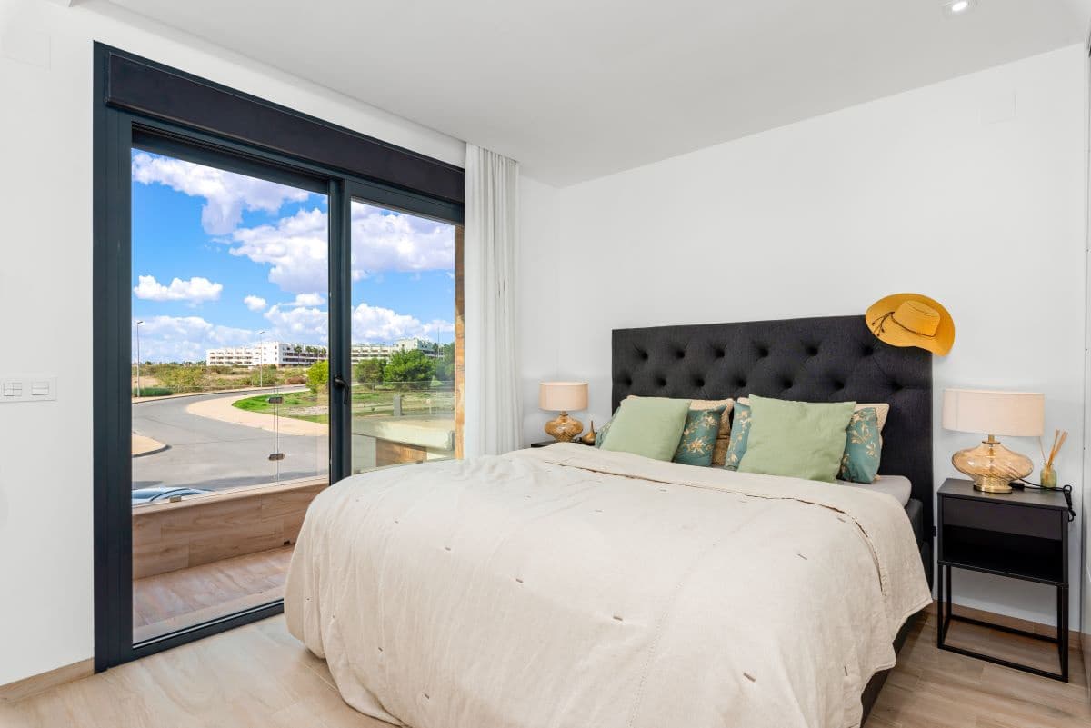 5 soveværelse Villa til salg i Orihuela Costa med swimmingpool garage - € 829.000 (Ref: 8488320)