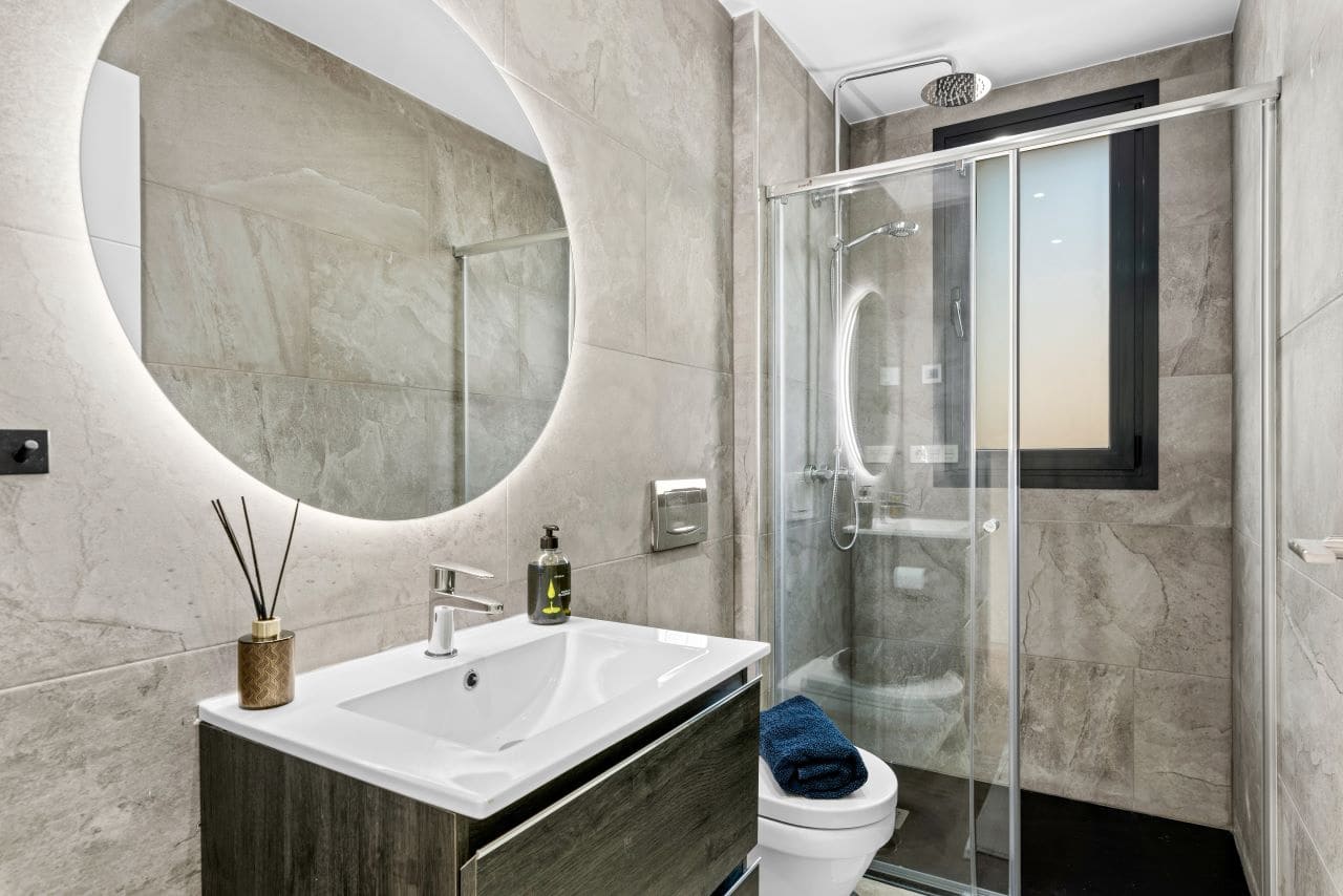 5 Zimmer Villa zu verkaufen in Orihuela Costa mit Pool Garage - 829.000 € (Ref: 8488320)