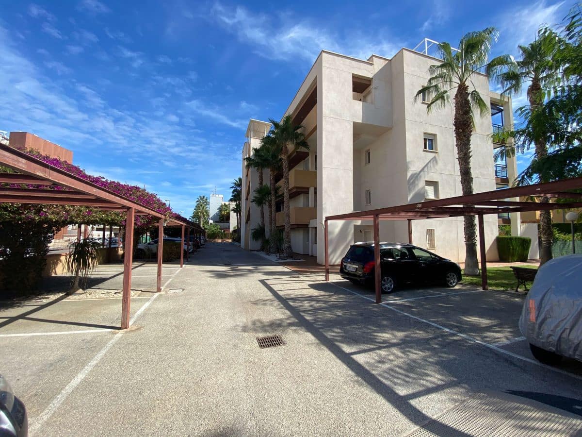 2 bedroom Apartment for sale in Cabo Roig, Orihuela with pool garage