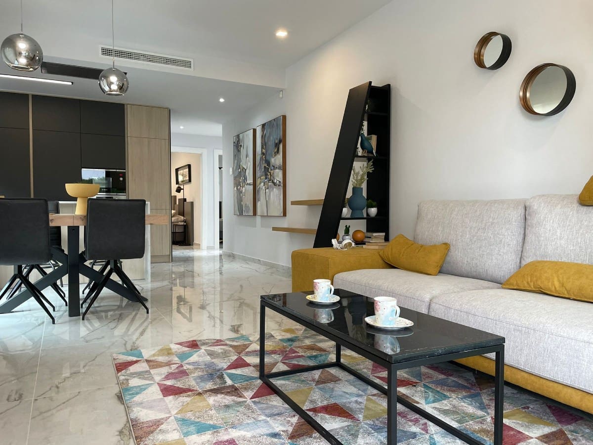 2 bedroom Apartment for sale in Ciudad Quesada with pool garage - € 279,000 (Ref: 8722589)