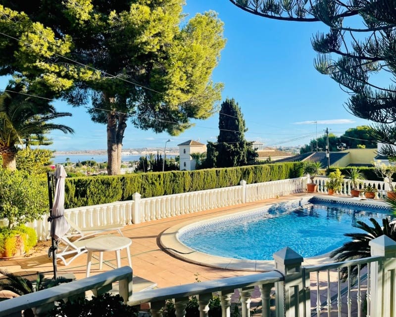 4 quarto Moradia para venda em Torrevieja com piscina garagem - 465 000 € (Ref: 8738655)