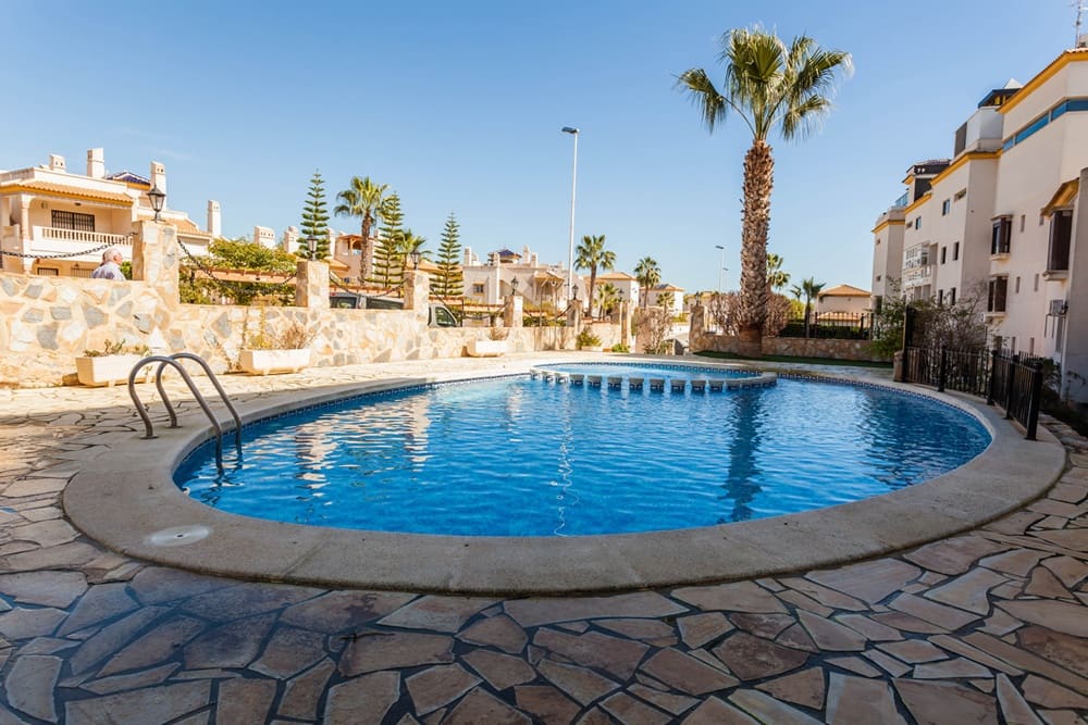 3 soveværelse Lejlighed til salg i Las Ramblas Golf med swimmingpool garage - € 219.000 (Ref: 8752966)