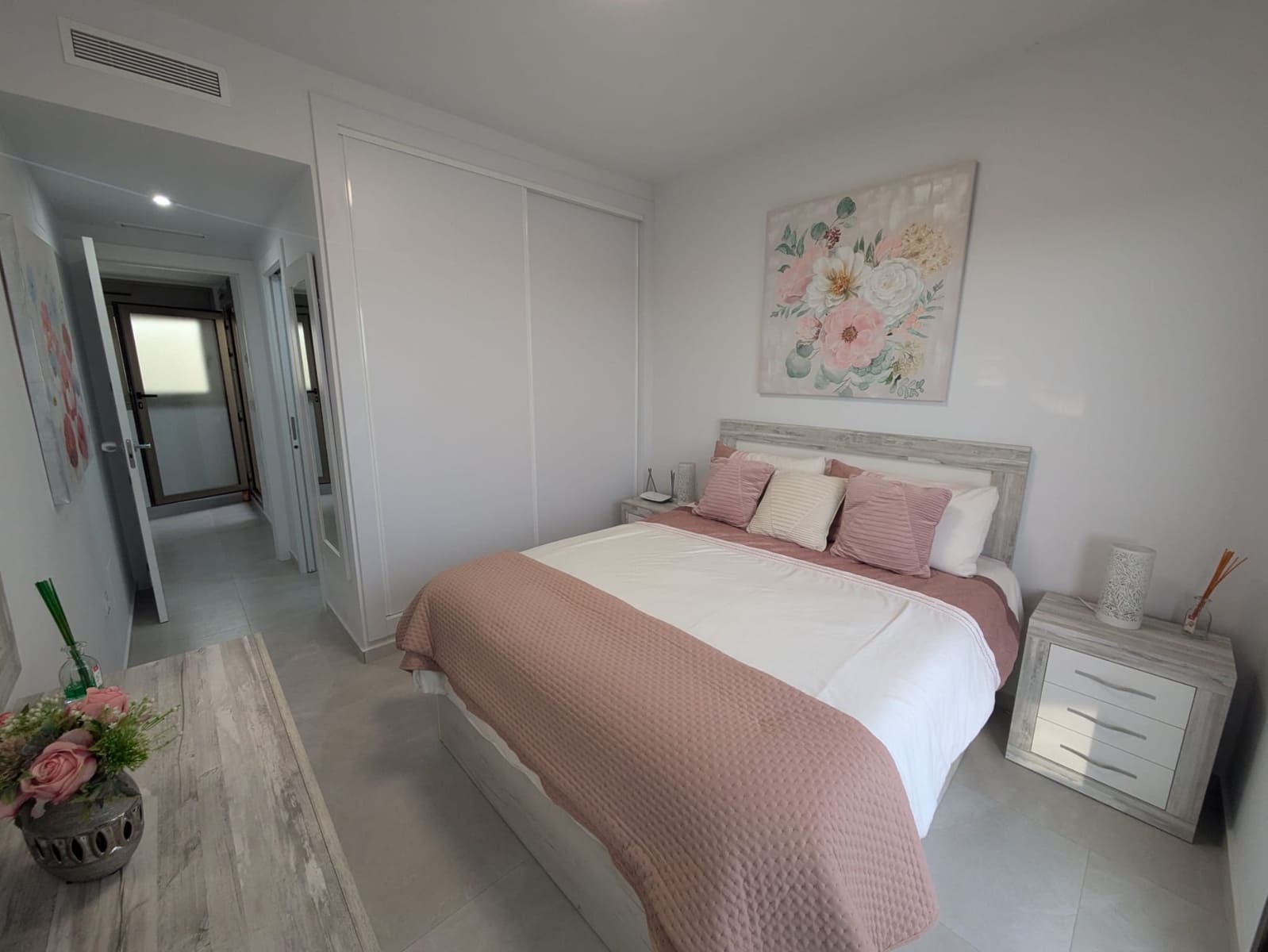 4 soveværelse Villa til salg i Villamartin med swimmingpool garage - € 625.000 (Ref: 8774056)