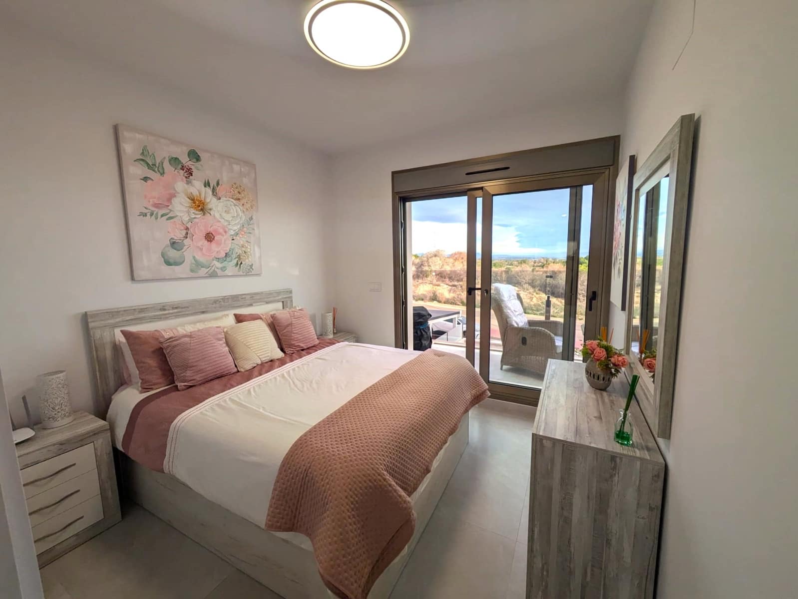 4 soveværelse Villa til salg i Villamartin med swimmingpool garage - € 625.000 (Ref: 8774056)