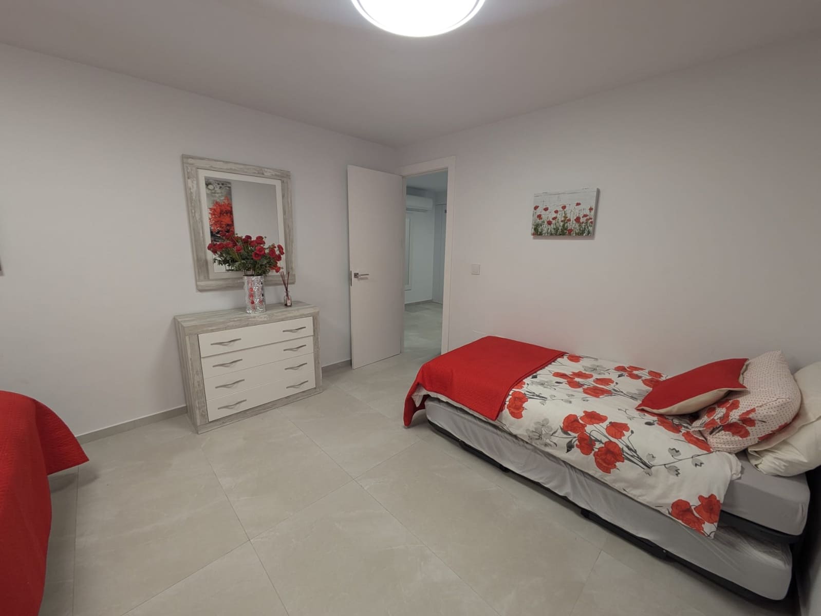 4 soveværelse Villa til salg i Villamartin med swimmingpool garage - € 625.000 (Ref: 8774056)