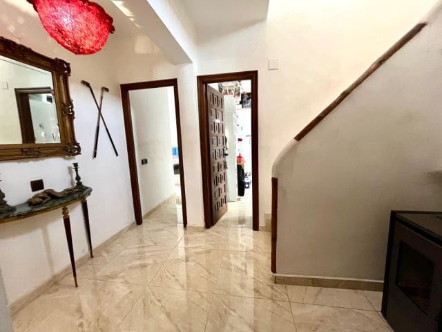 4 bedroom Villa for sale in Villamartin with pool garage - € 879,000 (Ref: 8968948)