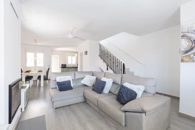 4 makuuhuone Huvila myytävänä paikassa Las Filipinas mukana uima-altaan - 325 000 € (Ref: 8973316)