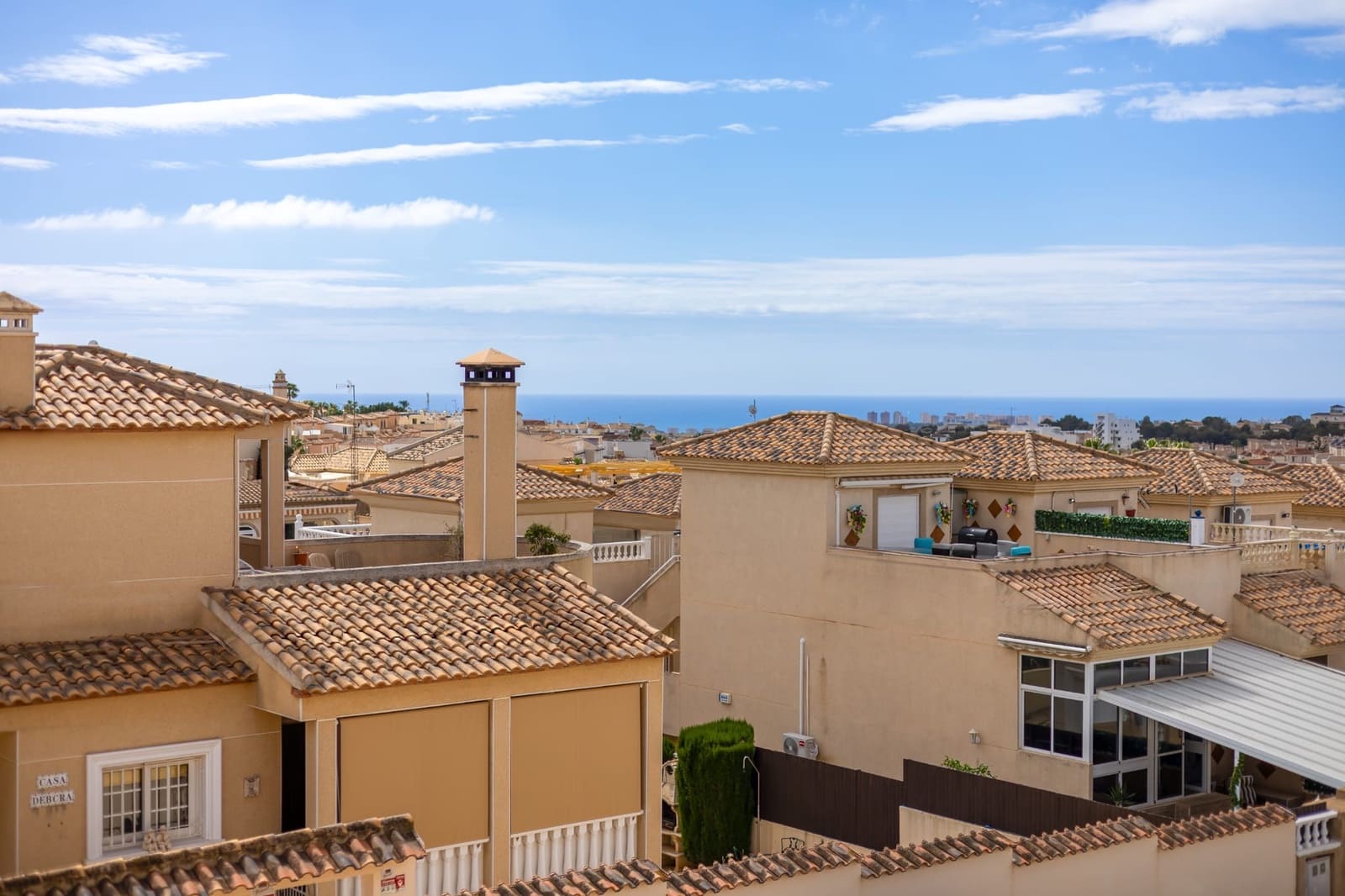 4 soveværelse Villa til salg i Orihuela Costa med swimmingpool - € 325.000 (Ref: 8973316)