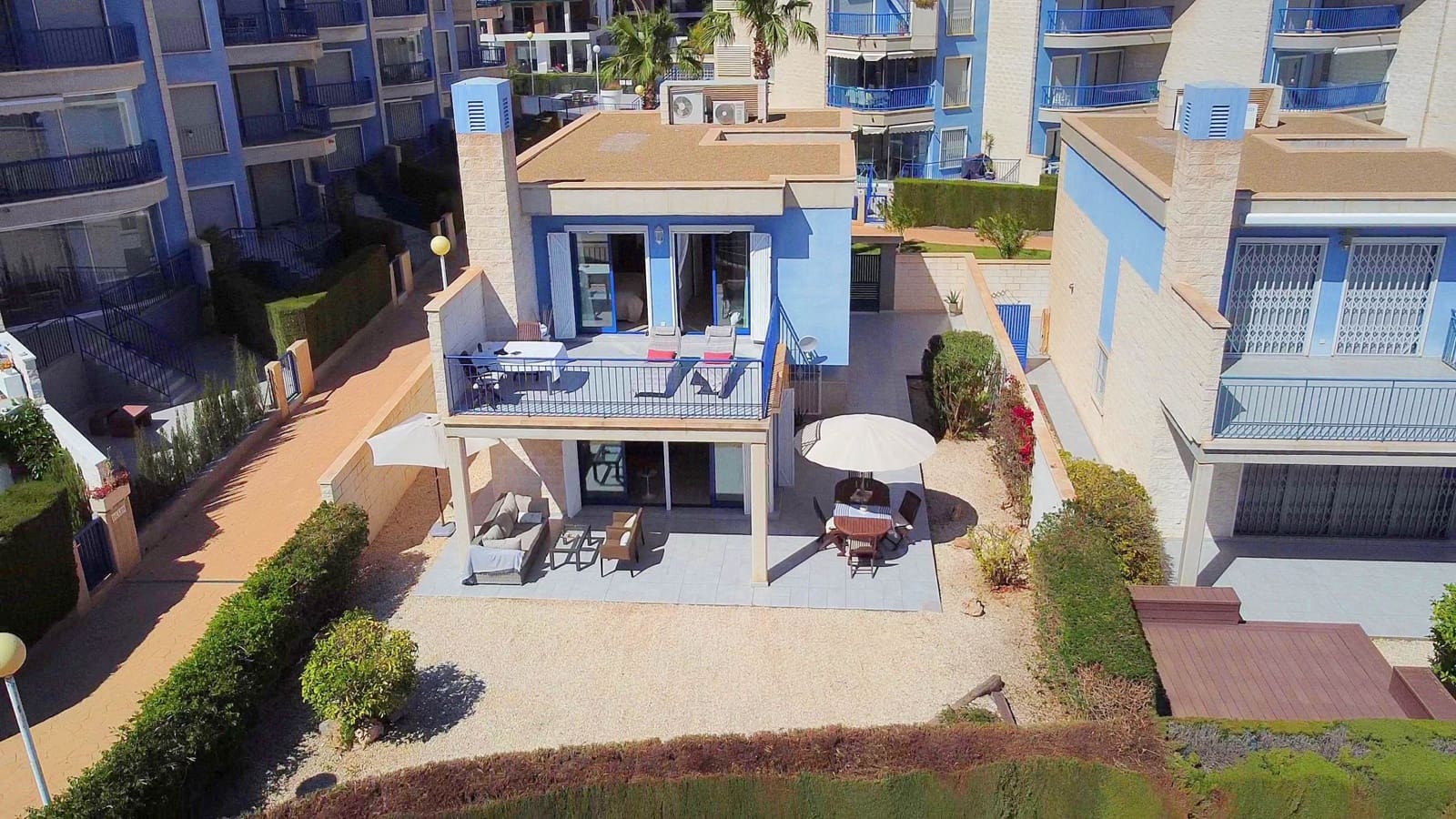 4 bedroom Villa for sale in Cabo Roig with pool garage - € 720,000 (Ref: 8987173)