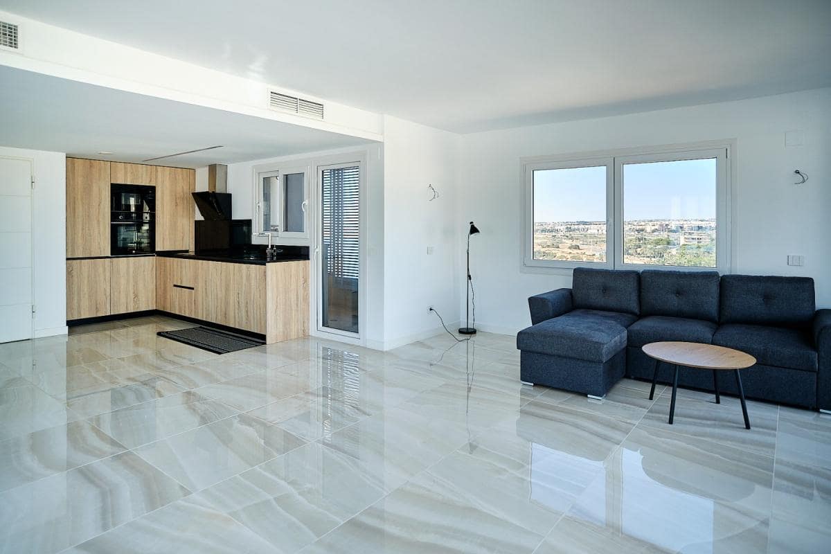 2 soverom Penthouse til salgs i Punta Prima med svømmebasseng garasje - € 599 000 (Ref: 8987176)