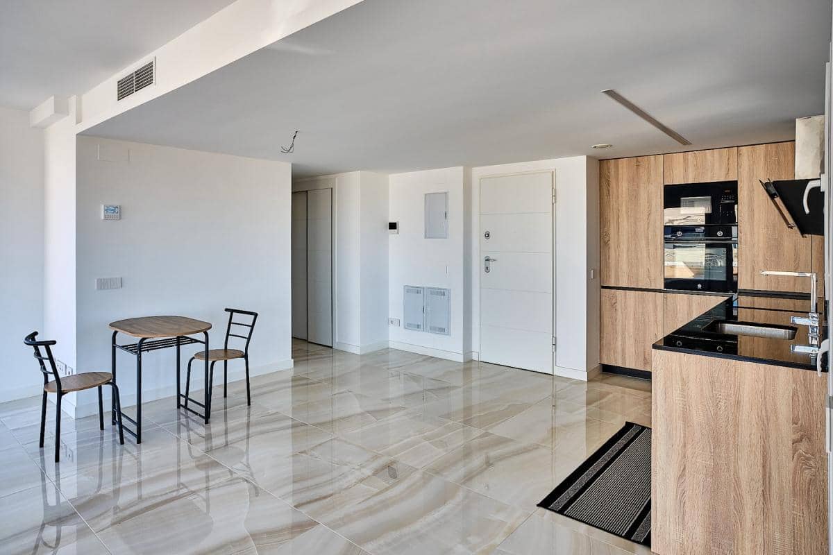 2 soverom Penthouse til salgs i Punta Prima med svømmebasseng garasje - € 599 000 (Ref: 8987176)