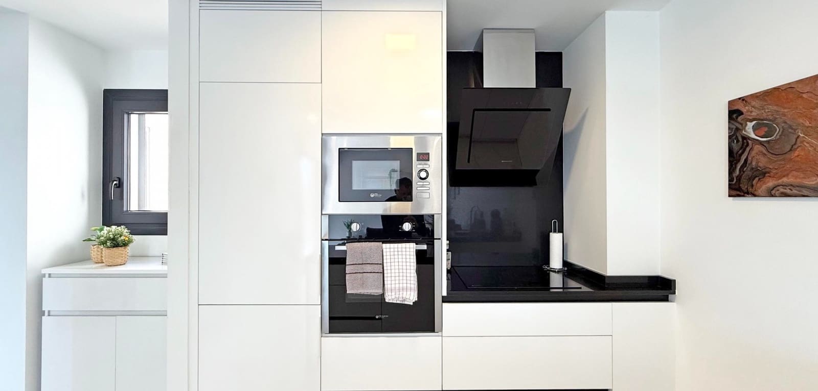 2 bedroom Apartment for sale in Torrevieja with pool garage - € 264,950 (Ref: 9015634)