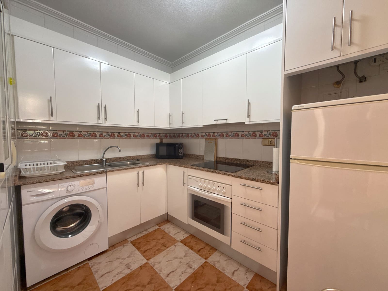 2 soveværelse Byhus til salg i Cabo Roig med swimmingpool garage - € 189.950 (Ref: 9099637)