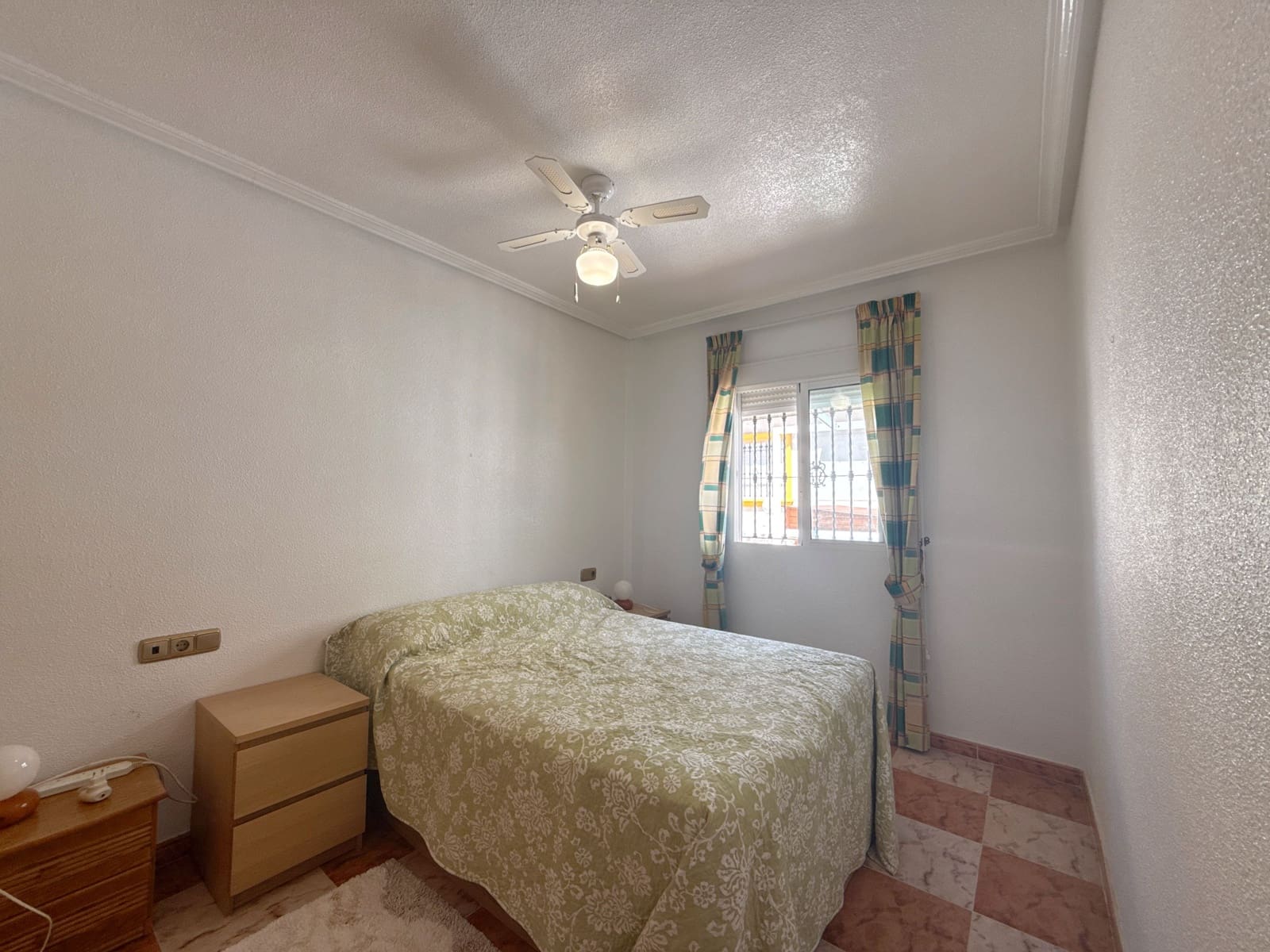 2 soveværelse Byhus til salg i Cabo Roig med swimmingpool garage - € 189.950 (Ref: 9099637)