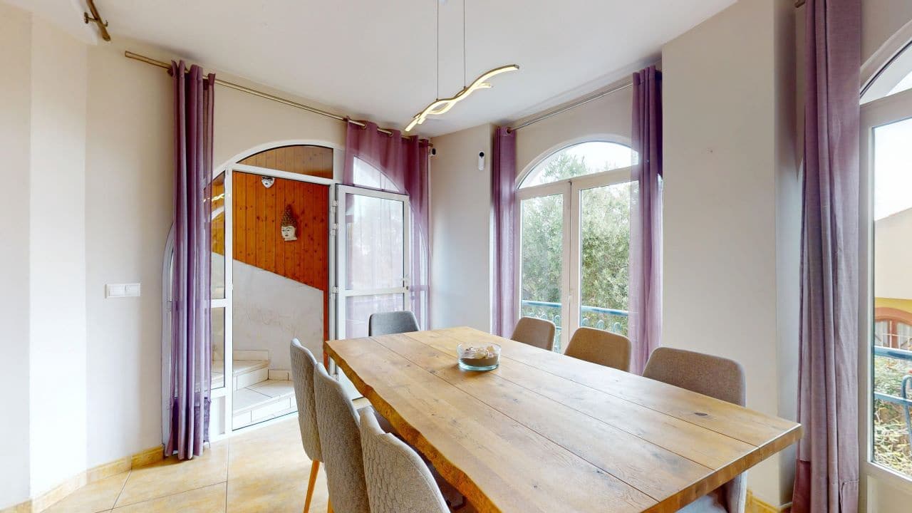 5 sypialnia Willa na sprzedaż w La Zenia z basenem garażem - 750 000 € (Ref: 9103717)