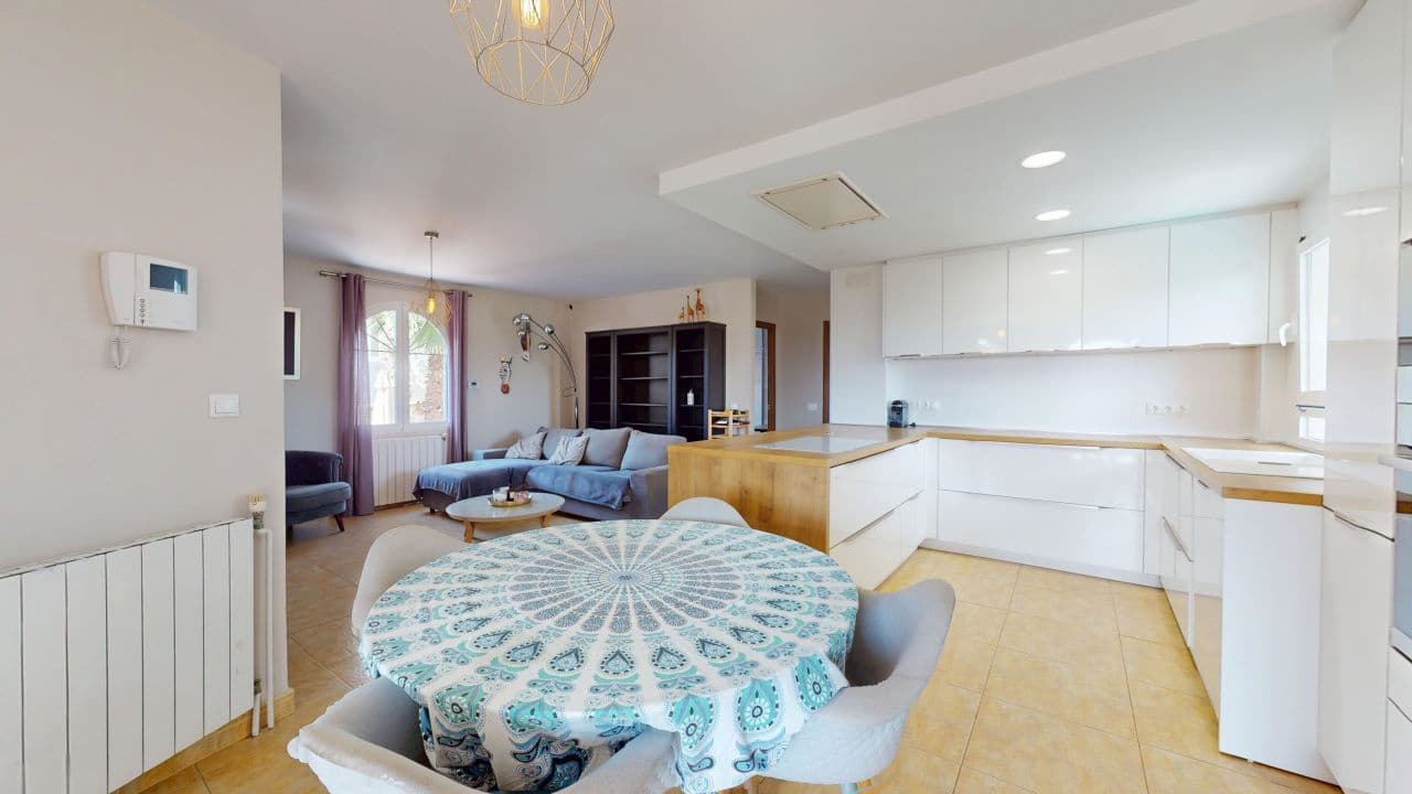 5 sovrum Villa till salu i La Zenia med pool garage - 750 000 € (Ref: 9103717)