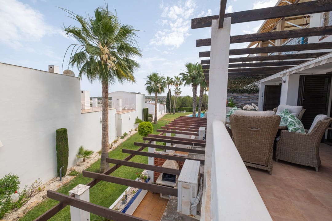 2 soveværelse Lejlighed til salg i Las Ramblas Golf med swimmingpool garage - € 189.000 (Ref: 9109565)