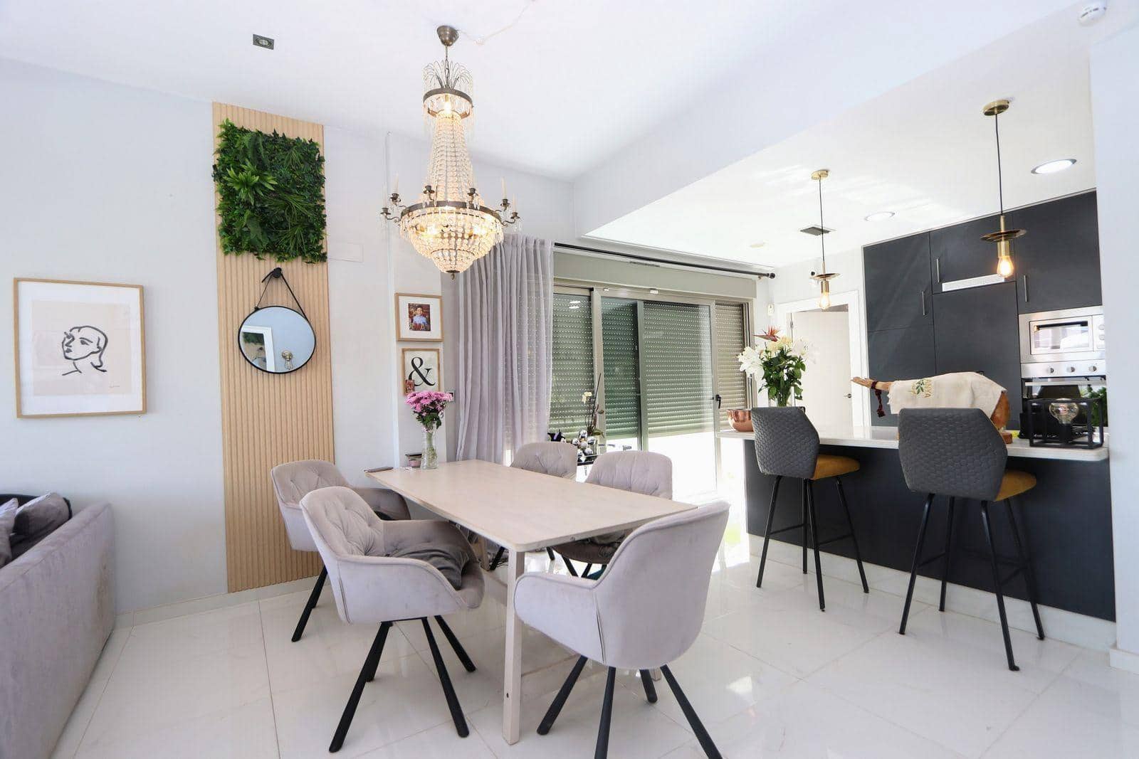 5 camera da letto Villa in vendita in Villamartin con piscina garage - 499.000 € (Rif: 9110965)