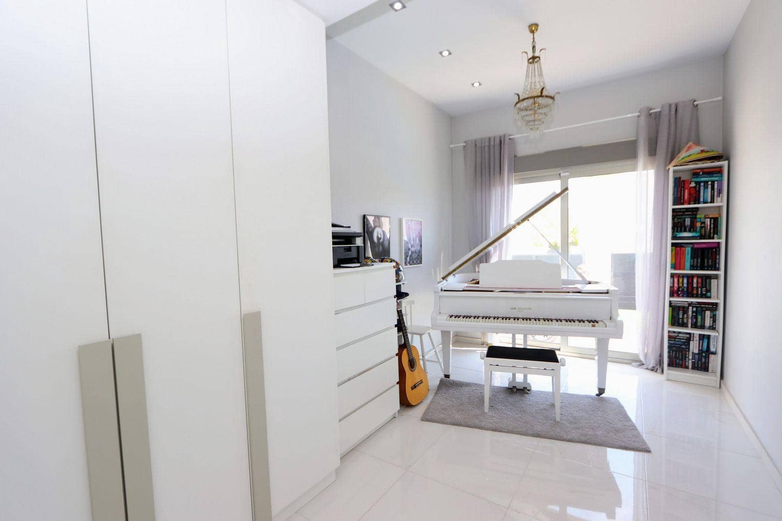 5 camera da letto Villa in vendita in Villamartin con piscina garage - 499.000 € (Rif: 9110965)