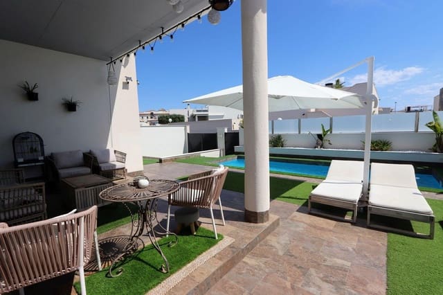 5 camera da letto Villa in vendita in Villamartin, Orihuela con piscina garage - 499.000 € (Rif: 9110965)